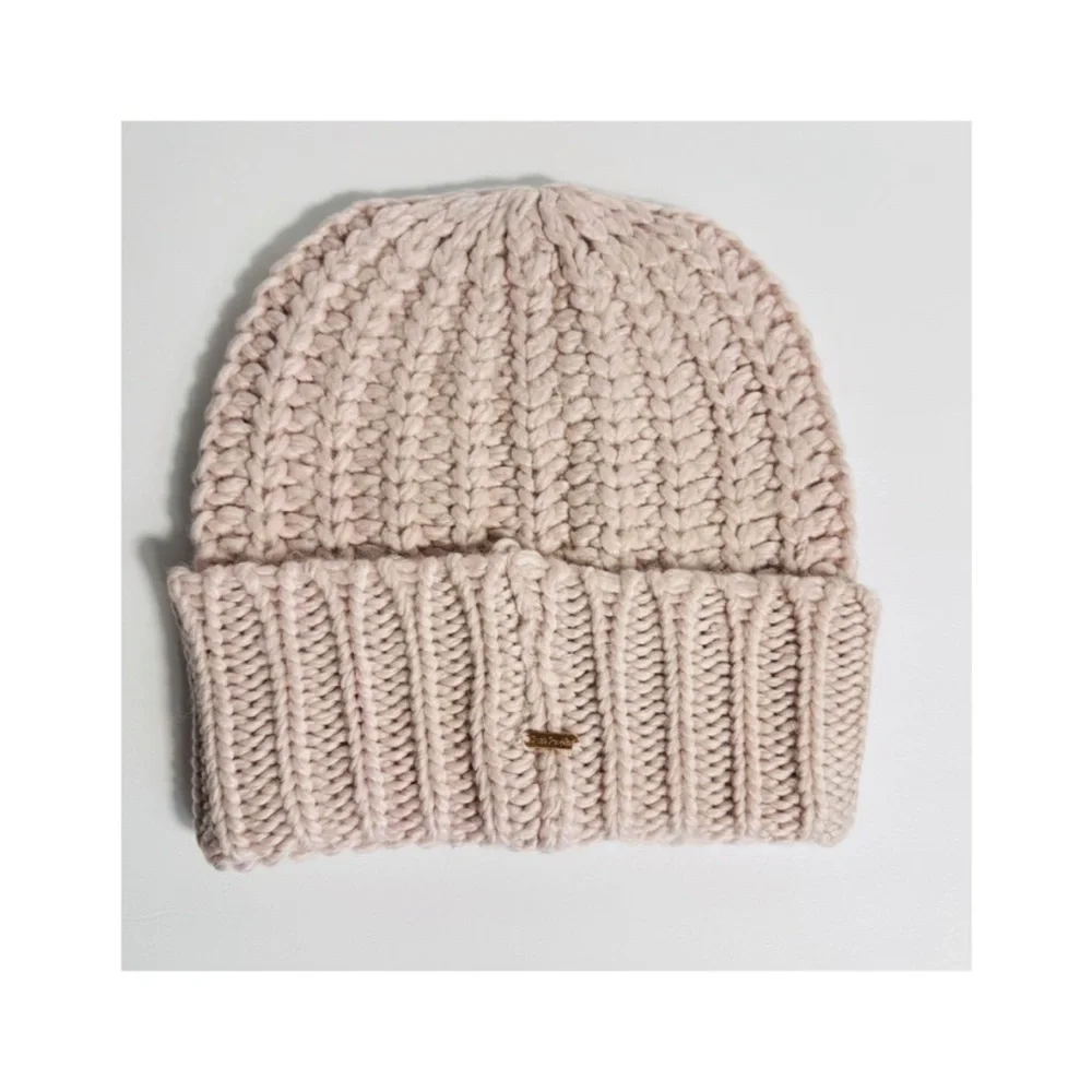 Free People EVERYTHING ROSIE Wool Blush Cuffed Beanie Hat